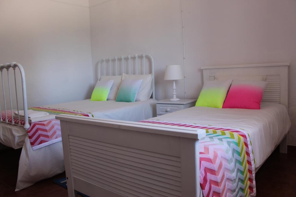 Vale Do Boto-Quinta Com 3 Casas Villa คาสโตรมาริม ห้อง รูปภาพ