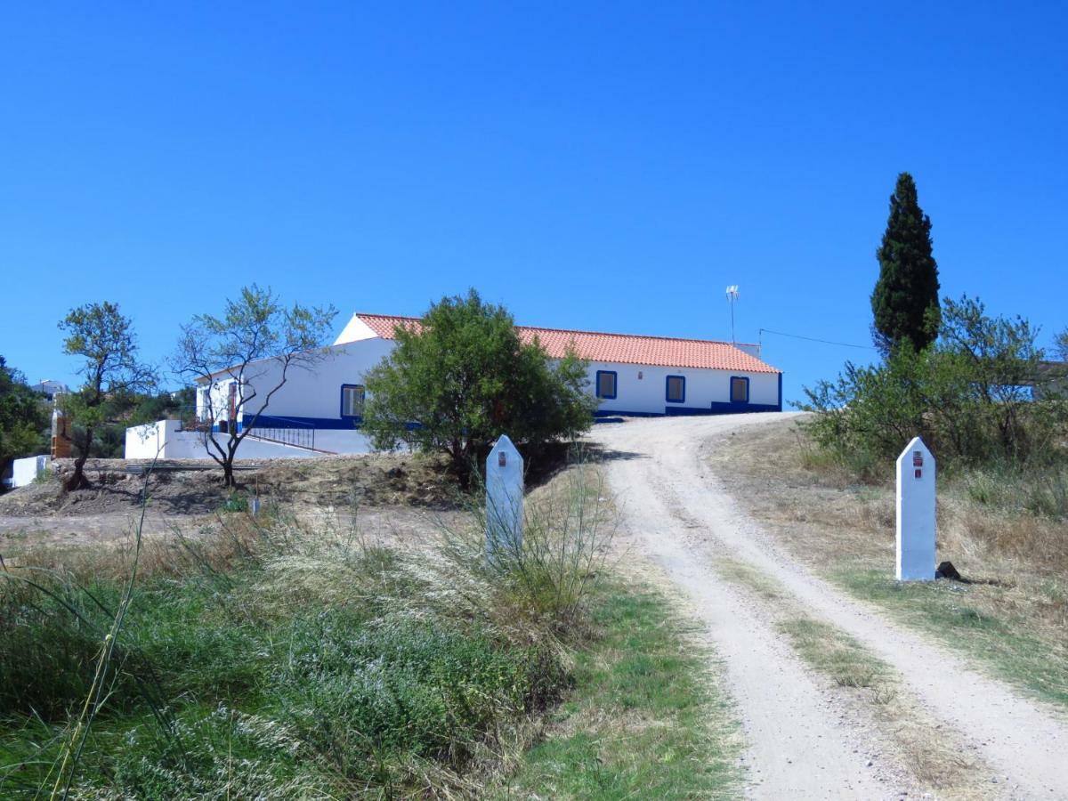 Vale Do Boto-Quinta Com 3 Casas Villa คาสโตรมาริม ภายนอก รูปภาพ