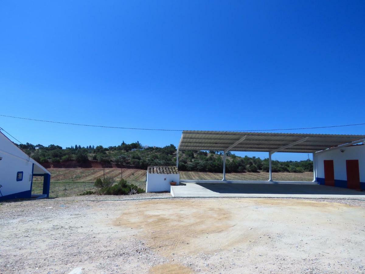 Vale Do Boto-Quinta Com 3 Casas Villa คาสโตรมาริม ภายนอก รูปภาพ